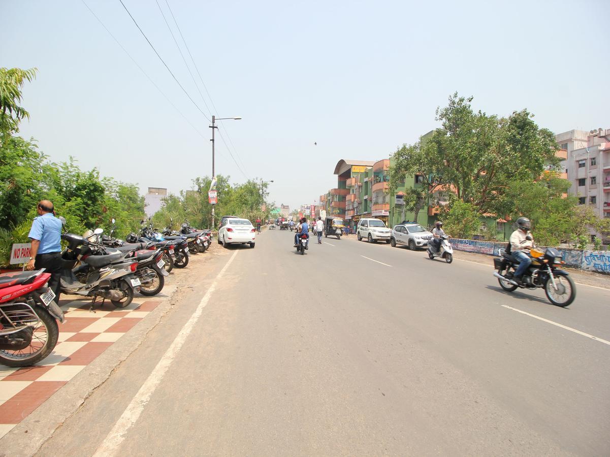 Oyo 3477 Misti Inn Jamshedpur Exterior photo